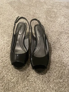 LifeStride Damenschuhe Größe 8,5 M schwarz Invest Peeptoe Fersenriemen-Sandalen  - Bild 1 von 6