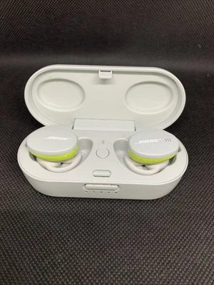 Auriculares inalámbricos verdaderos Bose Sport Earbuds - blanco glaciar en excelente estado. Foto 1 de 4