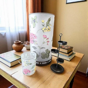 NUOVA Candela Partylite Uragano Fiori Limoni Lanterna Fioritura Giardino P93248 11" - Foto 1 di 3