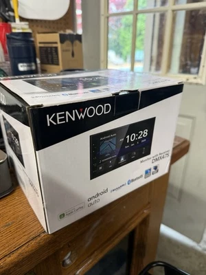 Kenwood DMX47S Receptor Multimedia Digital para Coche, Pantalla Táctil Capacitiva de 6.8" Foto 1 de 4