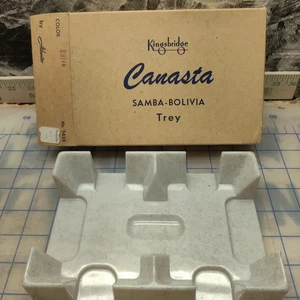 Vintage Kingsbridge Canasta Trey/Samba-Bolivia Trey bianco nuovo vecchio magazzino - Foto 1 di 5