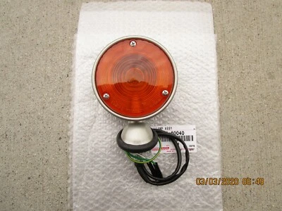 60-68 TOYOTA LAND CRUISER FJ40 FJ45 LUZ INTERMITENTE DELANTERA DERECHA OEM NUEVO Foto 1 de 2