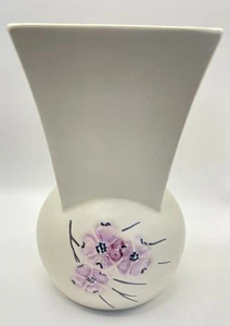 Vintage McCoy 7 3/8" w/ Cherry Blossoms Dogwood Flower Off White Vase - Picture 1 of 10