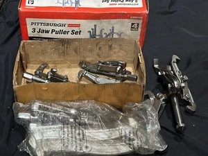 Pittsburgh 69104 4 Piece 3 Jaw Puller Set 3", 4", 6", 8" Pullers (8" is New) - Picture 1 of 6