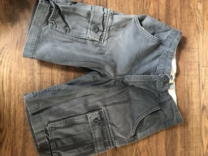 Jungen Old Navy grau Shorts Größe 8 gebraucht, in einwandfreiem Zustand - Bild 1 von 4
