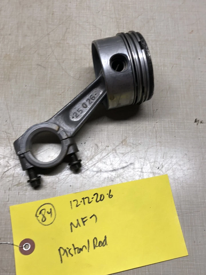 Pistón y varilla para tractor Massey Ferguson MF-7 Tecumseh H70 Foto 1 de 4