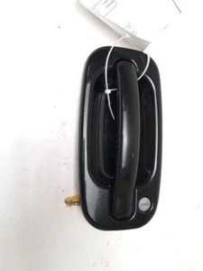 FRONT PASSENGER EXTERIOR DOOR HANDLE FOR GMC YUKON 1999 - 2007 - Picture 1 of 10