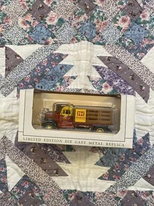 Spec-Cast 1:50 Scale White “WC” Truck Limited Edition Die-Cast Metal Replica - Picture 1 of 4