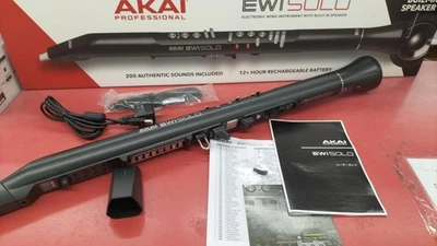 AKAI EWI SOLO MIDI Wind Synthesizer 200 Klänge Eingebaute Effekte Gebraucht - Bild 1 von 4