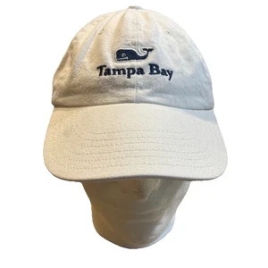 Vineyard Vines TAMPA BAY Mütze Kappe Riemen hinten weiß blau Wal Logo adrett Florida - Bild 1 von 7