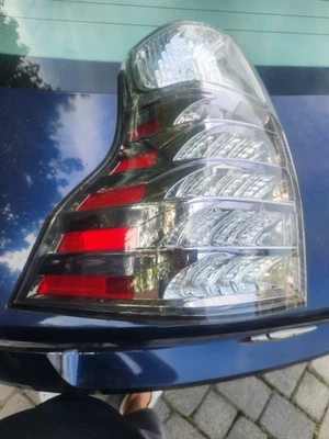 Par de luces traseras OEM para Lexus GX460 2014-2023 Foto 1 de 4