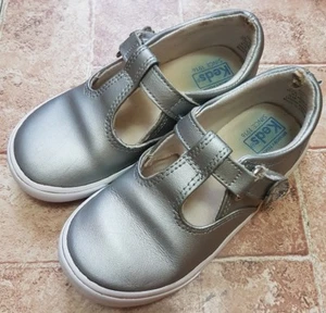 Keds Girls Shoes Keds Daphne Silver T-Strap Back To School Size 10.5 W - Picture 1 of 8