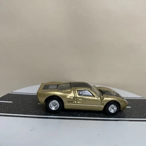 2000 Hot Wheels Treasure Hunt 11/12 #059 Ford GT-40 Gold Mtflk/Black w/RR NM - Picture 1 of 14