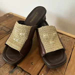 St. John’s Bay Slip-On Heel Size 7 Wicker Weave On top A39 - Picture 1 of 6