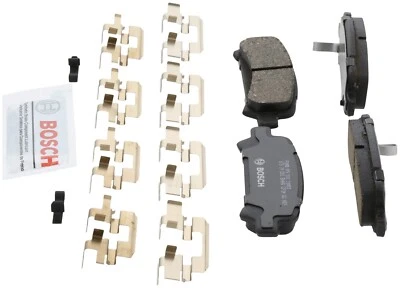 Pastillas de freno traseras de cerámica QuietCast Bosch 2000-2004 para Subaru Outback 2001 2002 Foto 1 de 4