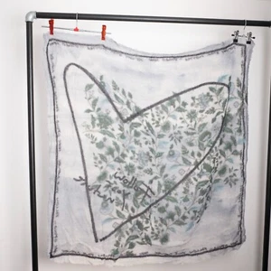 MOP Women's Cashmere & Wool Square Scarf Floral & Heart Beige Size: 100x100 - Picture 1 of 8