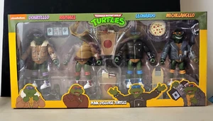 NECA TMNT Punk Disguise Turtles - Picture 1 of 4