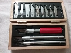 VINTAGE X-ACTO PRECISION KNIFE SET MADE IN USA WOODEN BOX,3 handles, 12 blades - Picture 1 of 6
