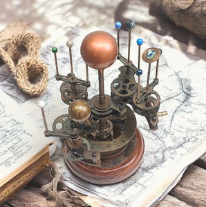 Saturn Orrery | Classic Solar System: Fully Mechanical Vintage Celestial Model - Picture 1 of 9