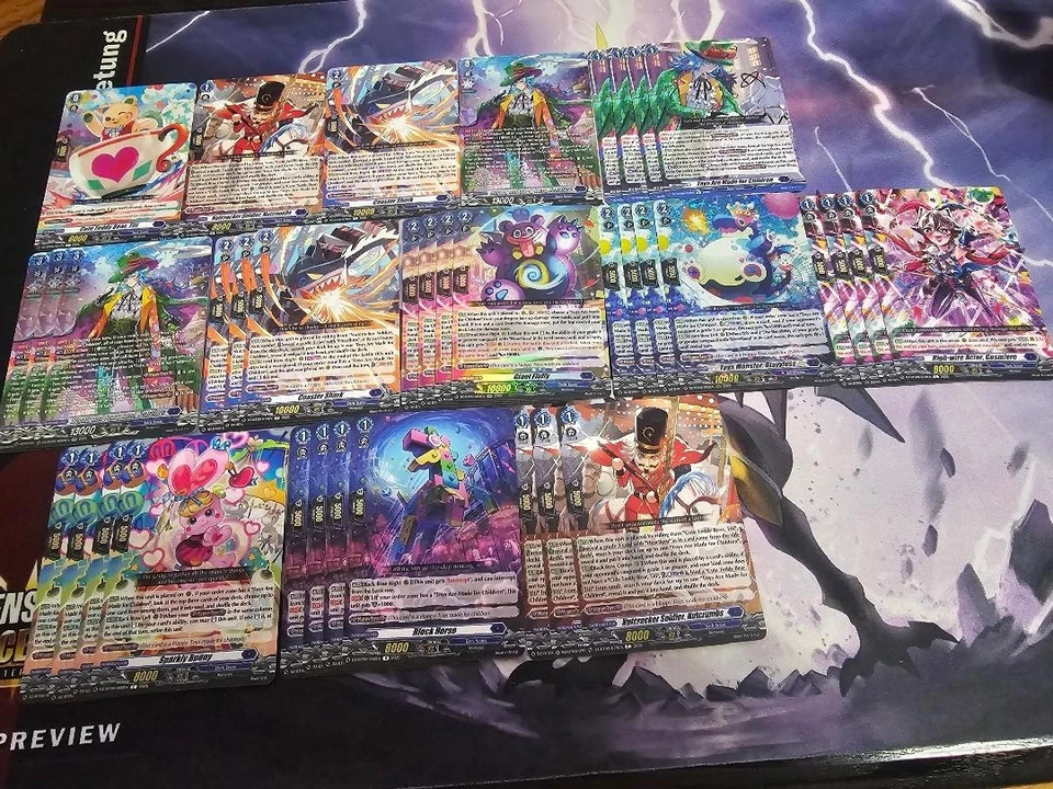 Cardfight Vanguard Dark States Sugar and Scary Land, Heartluru SR x4 +  Core Dec - Image 1 of 1