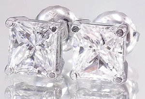 Orecchini a perno oro bianco 14 kt diamanti taglio principessa fondello a vite set 2,00 ctw - Foto 1 di 3
