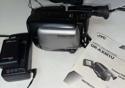JVC GR-AXM1U Handheld 14x Zoom Compact VHS Camcorder with Charger Case & Manual - Image 1 of 4