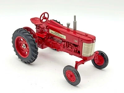 International Harvester Farmall 350 frente larga em escala 1/16 - Imagem 1 de 2