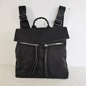 Zaino Botkier New York Mini Trigger Nylon Nero Pelle Vegan Nuovo con etichette - Foto 1 di 6