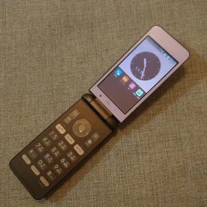 KYOCERA GRATINA KYF31 Pink Android Flip Phone Unlocked SIM Free Japan Clean - Picture 1 of 13