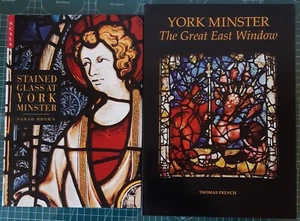 Bücher: a. Buntglasfenster im York Minster, b. YM: Das große Ostfenster - Bild 1 von 4