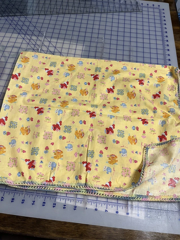 "Manta de bebé de algodón hecha a mano Elmo Zoey Plaza Sésamo borde de ganchillo 44x44""" Foto 1 de 1