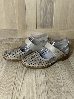 RIEKER Mary Jane's Mujer Pisos Tostado Floral Perforaciones Talla 38 Comodidad 3-0076 Foto 1 de 4