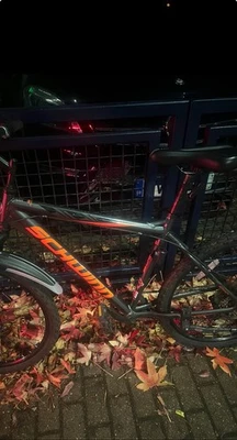 Schwinn Surge 26 inch Mountain Bike Wheels with Disc Brakes - Orange - Image 1 of 4