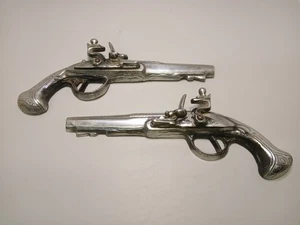 Vintage Paar Vintage Metall Wandhalterung/hängende Feuerstein Pistolen Japan - Bild 1 von 5
