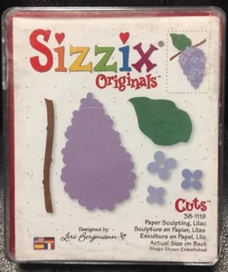 Fustellatrice grande originale Sizzix ~ SCULTURA CARTA, LILLA ~ foglie fiori - Foto 1 di 2