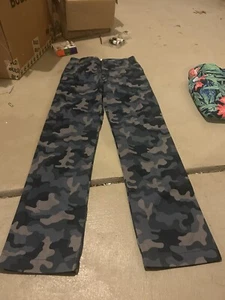 Unisex Landsend Kids Camouflage Pants Size 16 S Brand New - Picture 1 of 2