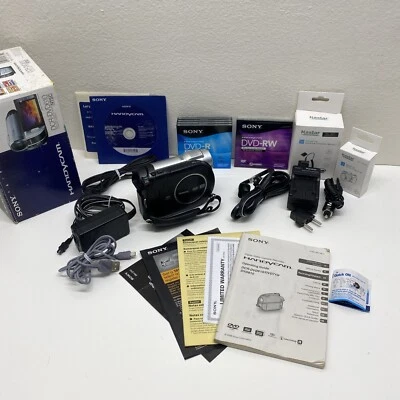 SONY HANDYCAM DCR-DVD610 INFRARED/NIGHT VISION-BRAND NEW BATTERY AND CHARGER!!! - Image 1 of 4