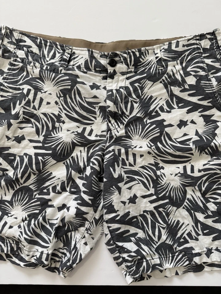 Pantalones Cortos Gap the Lived Hombre Carga, Talla 38 Foto 1 de 3