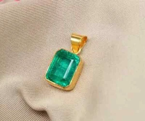 Natural Emerald Pendant 25 Ct Gift Silver Jewelry Gold Plated Birthstone Pendant - Picture 1 of 6