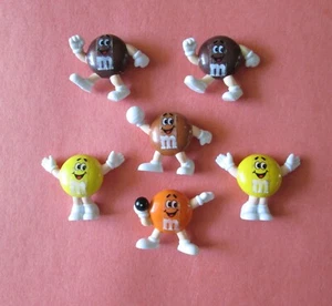Vintage Lot,6 M&M Mars 1991 Plastic MiniFigures,Sport series,Mini M&M,Candies - Picture 1 of 12