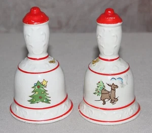 "Campanas de porcelana de hueso blanco vintage (2) árbol de Navidad reno 3 1/2"" de alto Japón" - Imagen 1 de 10