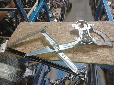 Driver Front Window Regulator Manual Fits 99-12 FORD F250SD PICKUP 1904499 - Image 1 of 4