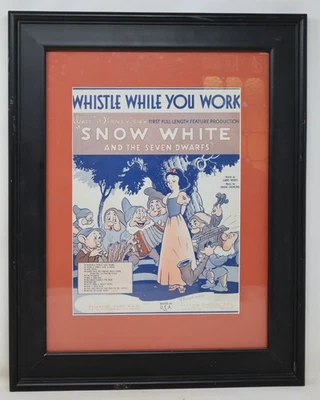 Partituras antiguas enmarcadas de 1930 "Whistle While You Work" de Blancanieves Foto 1 de 4