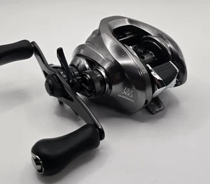 Carrete de baitcast Shimano Chronarch MGL 151 XG mano izquierda de Japón - Imagen 1 de 14