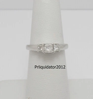 Обручальное или свадебное кольцо с натуральным бриллиантом 1/2 карата белое золото 14 карат - Изображение 1 из 4