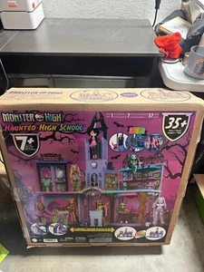 Juego Monster High HLP88 Haunted High School - Imagen 1 de 4