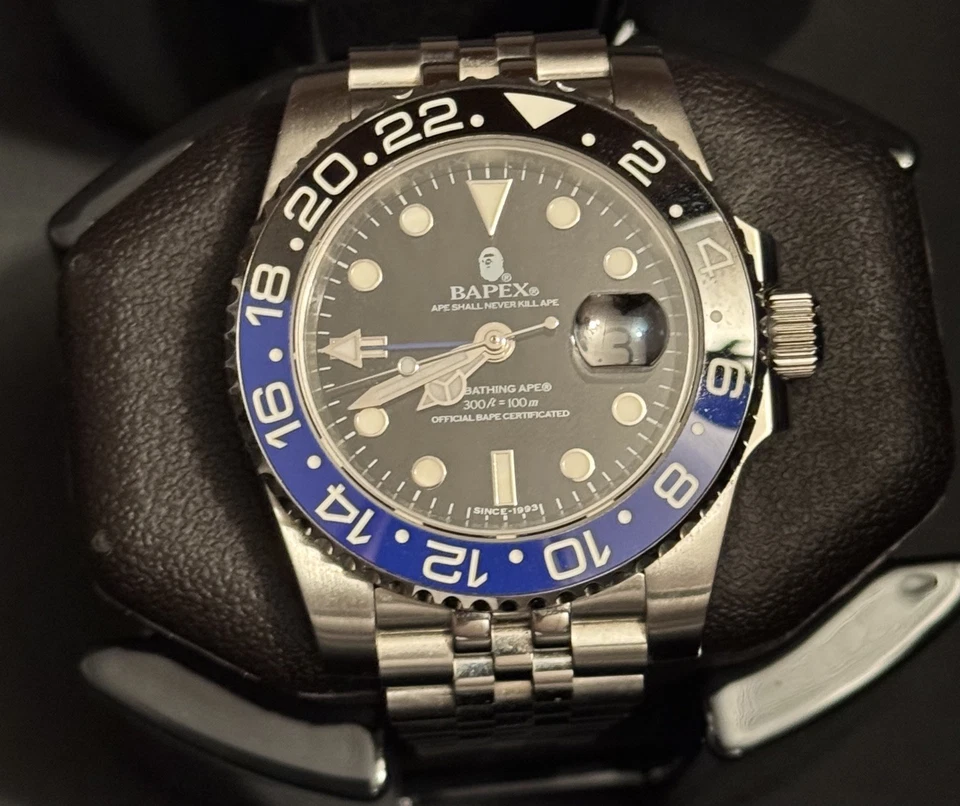 Reloj Bape Tipo 2 Bapex (Azul Batman) (Usado) Foto 1 de 1