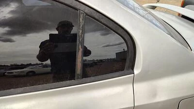 Hyundai Elantra 2001-06 conductor ventilación trasera izquierda ventana puerta trasera vidrio con marco Foto 1 de 4