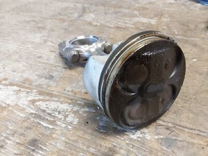 2004 2003-2005 Yamaha YZF-R6 R6 Engine Motor Piston Connecting Rod Clamp #2 - Picture 1 of 8