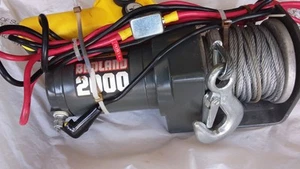 Badland 2000 lbs ATV Utility Winch with 50 Amp Remote Control - Bild 1 von 9